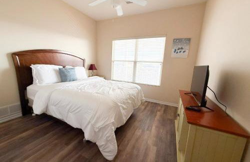 Sunshine&Shoreline-LakefrontDog Days Condo 3BD2BA - Foto 22