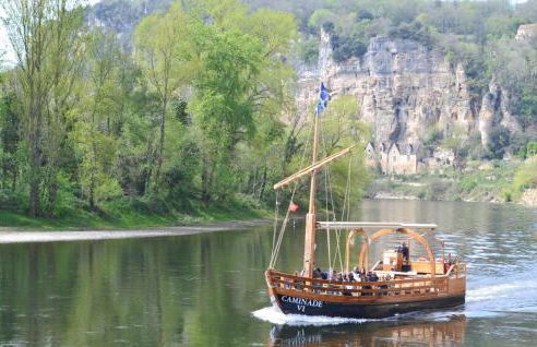 Gorgeous Home In Val-De-Louvre-Et-Caude - Foto 19