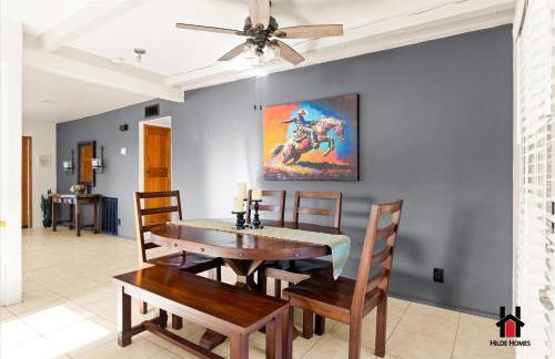 Sonoran Desert Getaway with Cowboy Tub - Photo 21