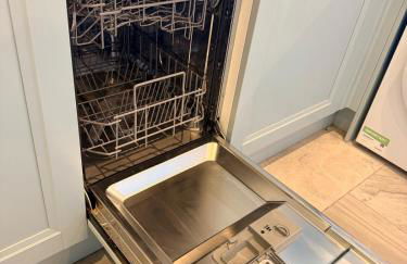 2 bed apartment close to beach - Foto 35