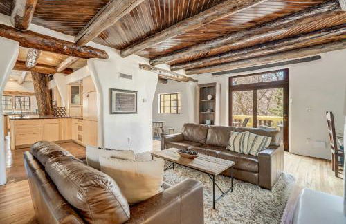 Adobe del Sur Architectural Gem Near Broadmoor - Foto 1