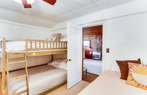 Less Than 2 Mi to Trinity Lake NorCal Getaway with BBQ - Foto 16