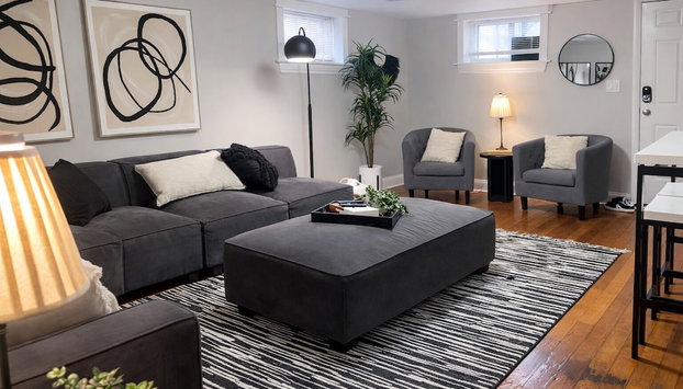 Charming Bungalow Next to UNC - Free Cruiser Bikes! - Foto 5, Zona de estar