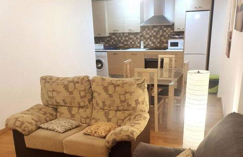 4F, Aire Acondic, 80m2, 2 dormitorios, 4 huéspedes, WIFI GRATIS - Foto 8