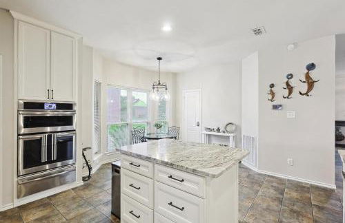 Vista Valley Vacay 5-BD w Pool & Cinema - Foto 15