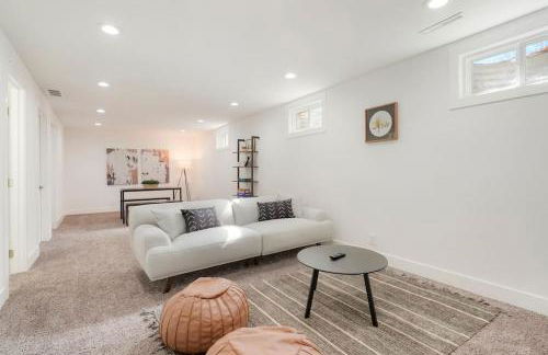 5-Bedrooms! Stylish and Modern Home, Pets Welcome! - Foto 22