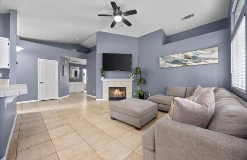 3 Bed 2 Bath Newly Furnished - Available Now - Photo 18