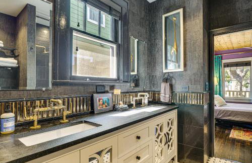 Walk to SoCo: Home w/ Decks & City Views in Austin - Foto 12