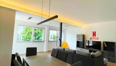 LA TERRAZZA - Very Quiet - Free park - 3 min from Varese center and lake - AIR Conditioning - Cycling friendly - Foto 2