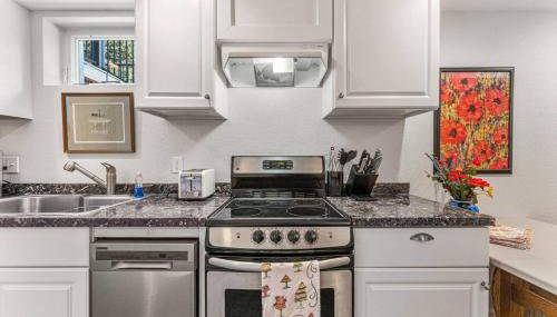 Modern Downtown Oasis Sunny Garden King Beds - Foto 5