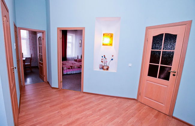 Feelathome on Lower Nevsky - Photo 44