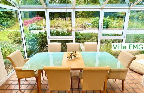 Luxus Ferienhaus Villa EMG Emsdetten nah Münster, Osnabrück, Rheine für Familien Gruppen bis 17 Personen, Pool, Whirlpool, Garten, Kamin, 6SZ - Foto 9