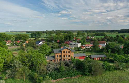Landbahnhof Buschhof 1 OG, mit Gartensauna - Foto 1
