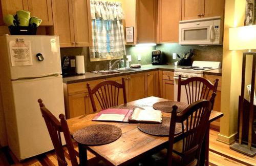 Rustic Cabin on 28-Acre Property in the Foothills of the Blue Ridge Mountains - Foto 34