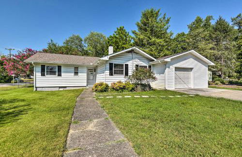 Oak Ridge Retreat with Porch Less Than 1 Mi to Downtown - Foto 1