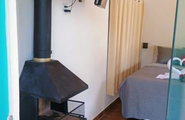 Chalé Som do Riacho e Chalé Riacho Sereno, com Hidromassagem e Lareira á 20 minutos de Gonçalves-MG - Photo 9