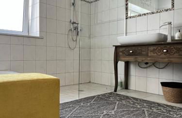 SKI ChaletStyle Designer Ferienwohnung Arber Terrasse Pool Garten Bayrischer Wald Lodges mit Hund - Foto 33