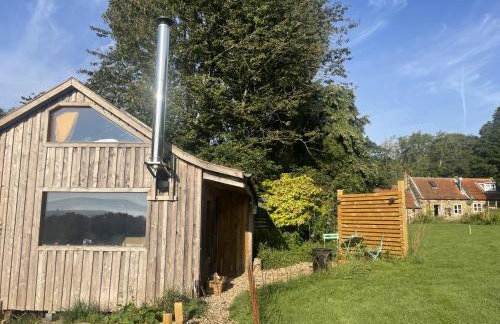 The Cabin at Shambala- now with sauna available to book! - Foto 3