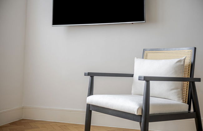 Parkway House - Photo 17