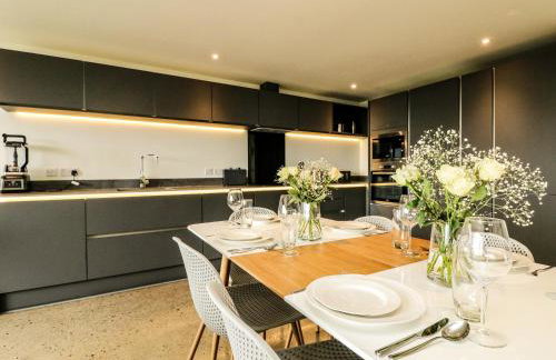 Sea Scape - Photo 11