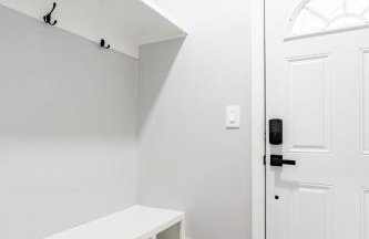 Modern Escape 3BR Apt with Parking - Foto 48