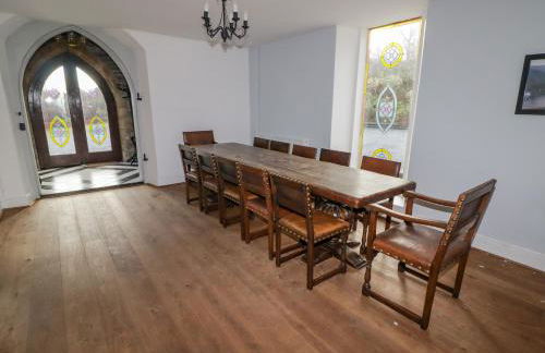 The Chapel - Photo 9