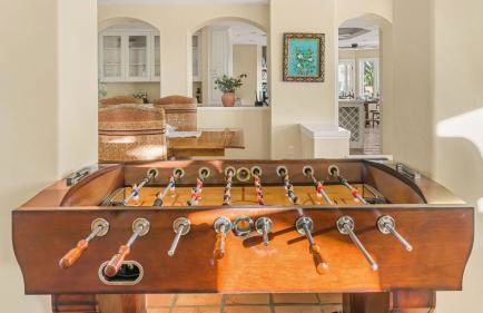 Private Estate w Pool Hot Tub Fire Pit Near Encinitas The Ranch by AvantStay - Foto 22