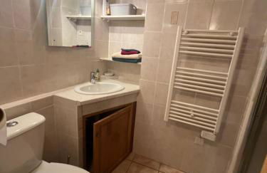 Apartment in Mostuejouls - Photo 9