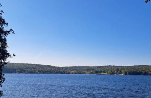 Lake Bomoseen Log Cabin - Foto 32