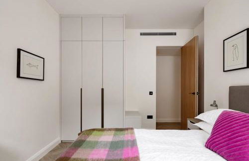 Modern Apartment & Rooms at Charing Cross - Photo 1