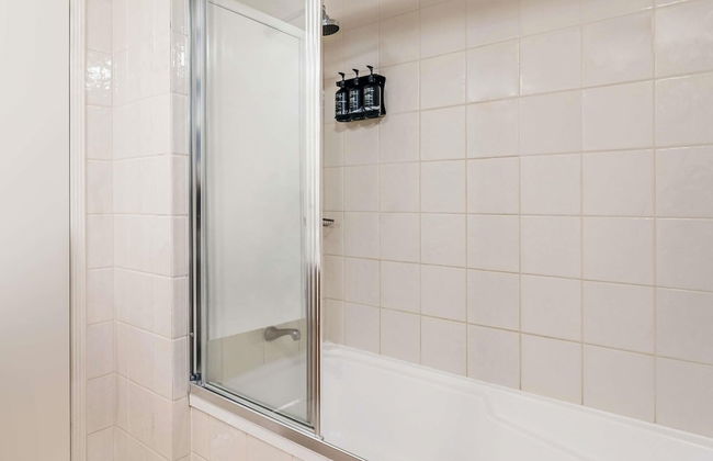 Mantra Coolangatta Beach - Photo 50