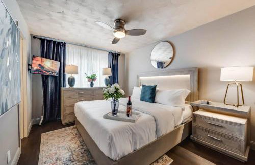 Contemporary Dallas 2BR Condo Patio & Pool - Foto 10