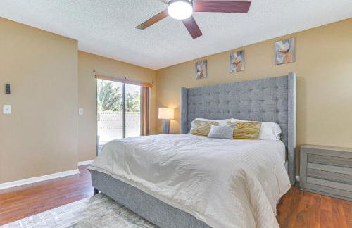 Near Beaches Pet-Friendly Sunrise Escape with Patio - Foto 11