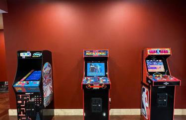 Majestic Cottage Estate with Indoor Heated Pool - Foto 11