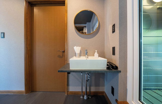 THE CHATEAU - Photo 66