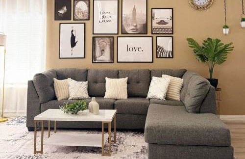 Heart of Las Vegas 8 Beds, Pool Table, BBQ! - Foto 7