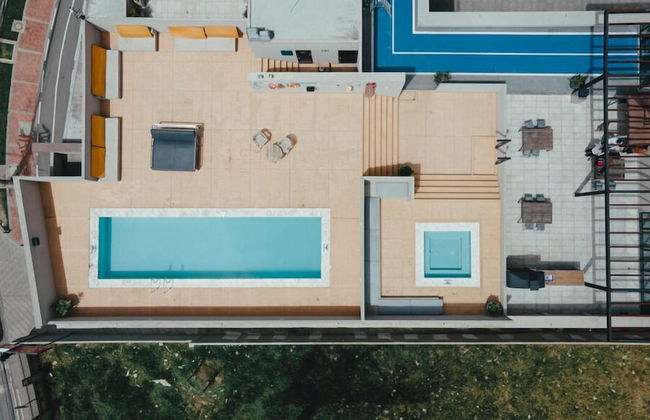 UMA Suites Chia - Photo 45