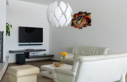 Holiday Home Villa EmMa mit 5 Schlafzimmern und beheiztem Pool by Interhome - Foto 17