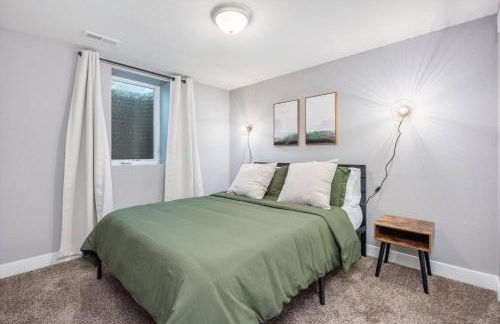 Mid-Mod Marvel Central Game RmWet Bar Patio - Foto 20