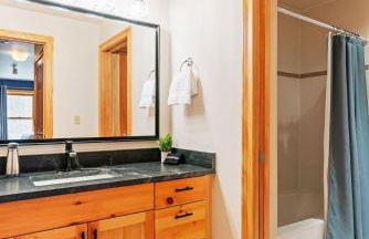 Vibrant Spacious Ski Pad Hot Tubs - Foto 27