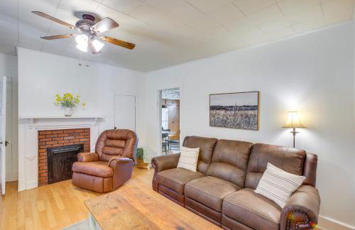 Home 9 Mi to Dtwn Springfield with Porch and Yard! - Foto 5