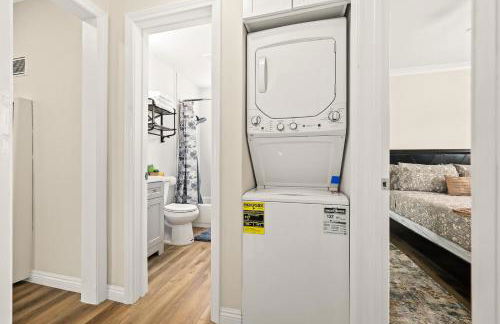 Bright & Cozy Getaway-10min to Downtown LA - Foto 59