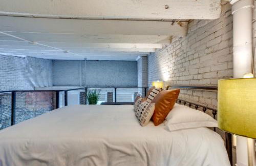 Kentucky Bourbon Loft about Downtown Louisville - Foto 24