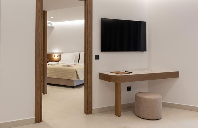 Galaxy Suites Boutique Resort - Photo 21