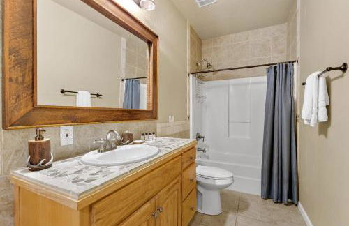 Mountain Views Hot Tub & Pool Table Fire Pit Games - Foto 33