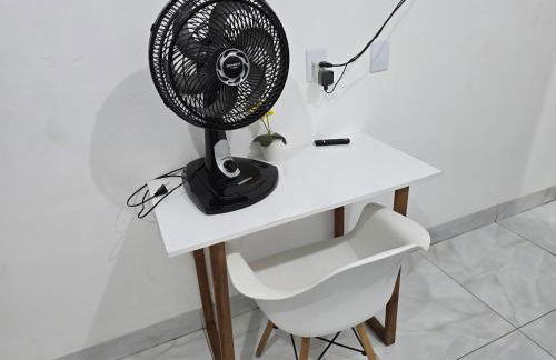 Flat completo a 5 minutos apé de mercado, farmácia - Foto 17