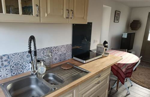 Petite maison bretonne 2 personnes accès piscine - Foto 2