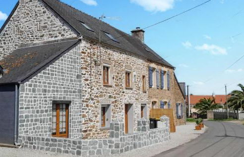 Nice Home In Quettehou With Kitchen - Foto 9