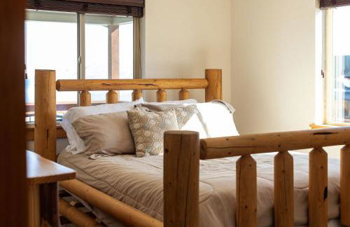 Country Bear Cabin at Bear Lake - Photo 18