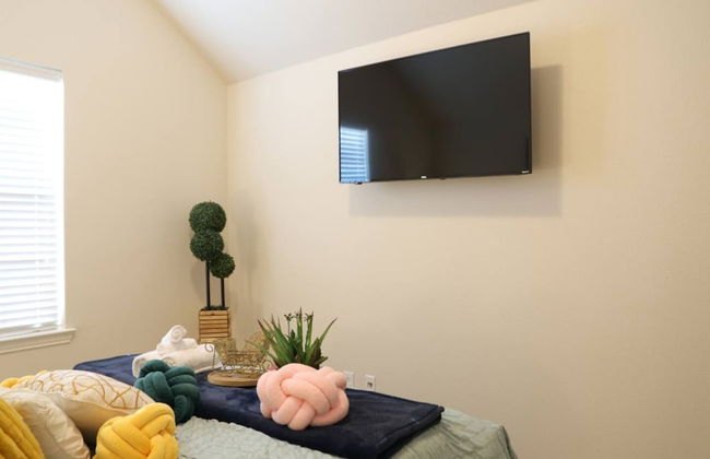 Homify360 5BR Home With Game Room Media Room - Foto 11